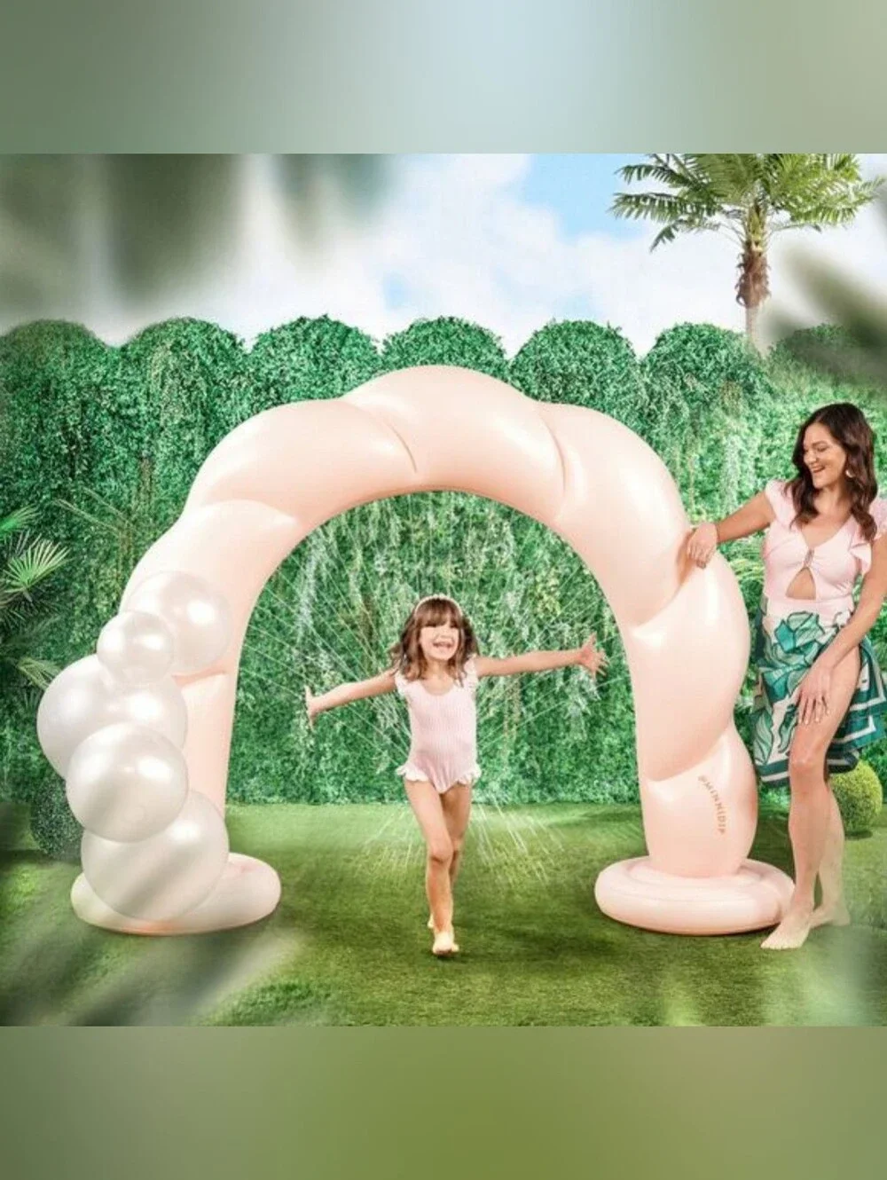 MINNIDIP THE BLUSH TWIST GARLAND ARCH SPRINKLER